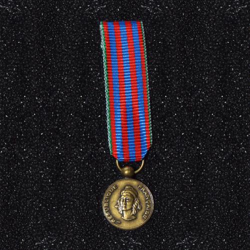 COMMEMORATIVE FRANCAISE