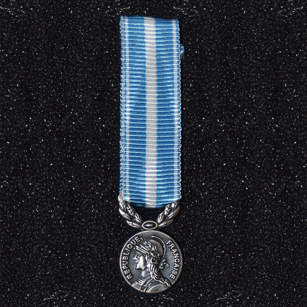 MEDAILLE D